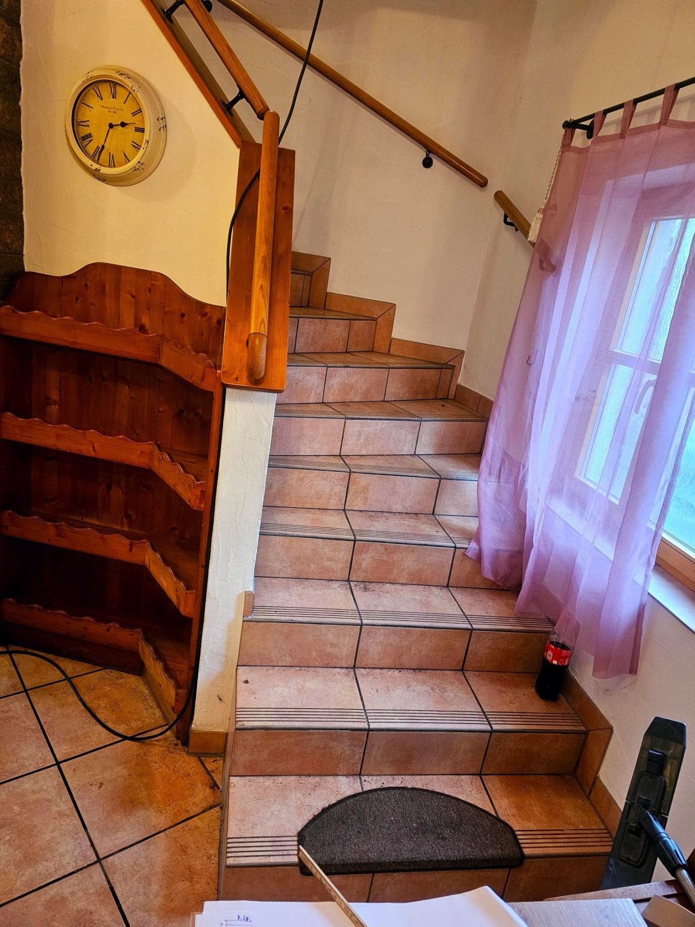 Innentreppe vor der Sanierung